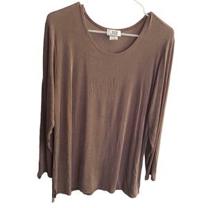 Taupe long sleeve shirt
